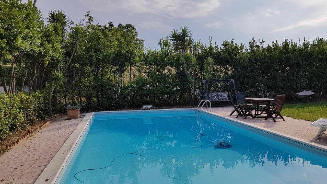 Sinilu B&B Silvi Paese Exterior foto