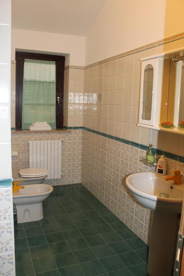 Sinilu B&B Silvi Paese Exterior foto