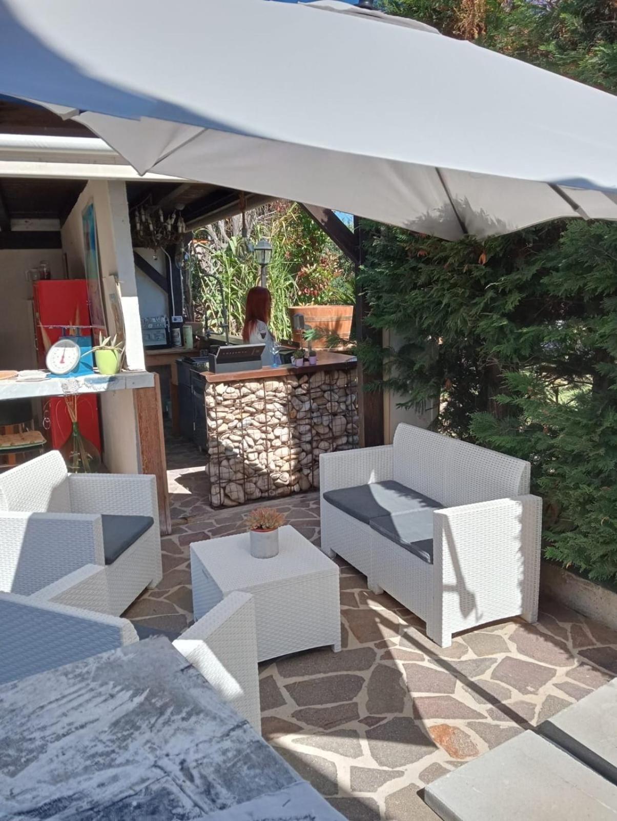 Sinilu B&B Silvi Paese Exterior foto
