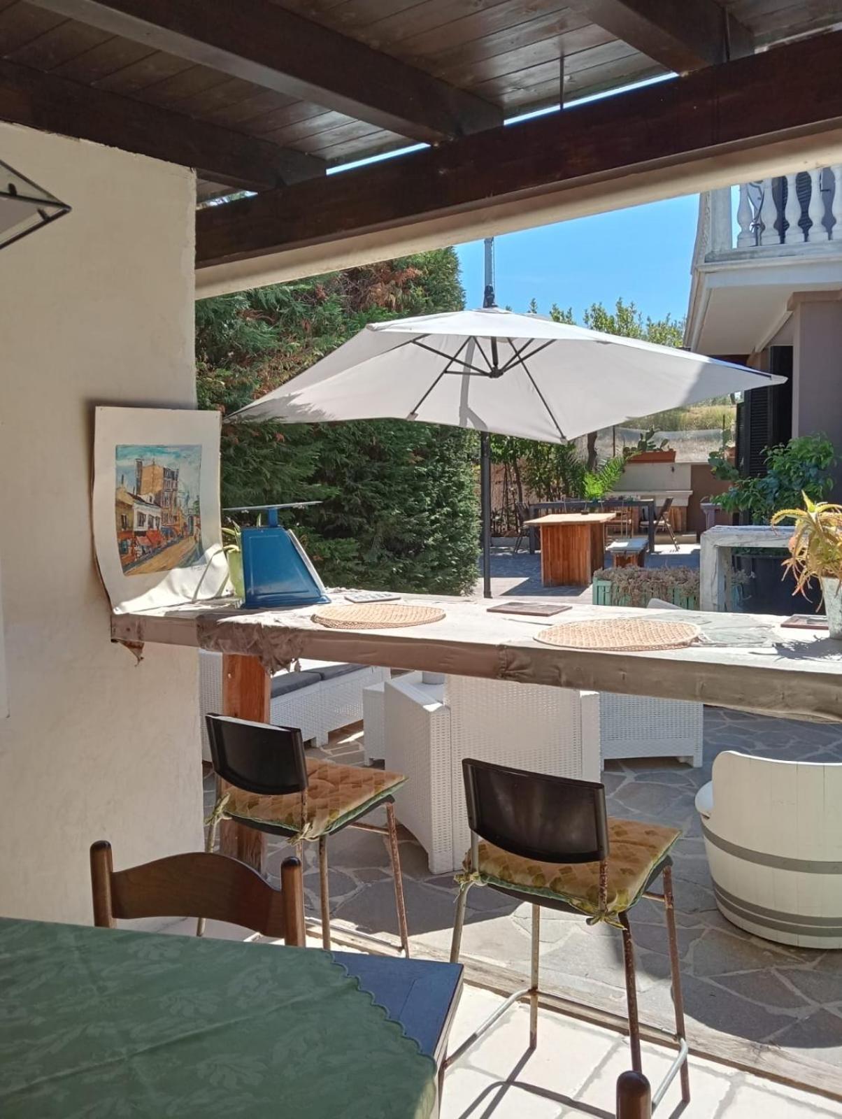 Sinilu B&B Silvi Paese Exterior foto